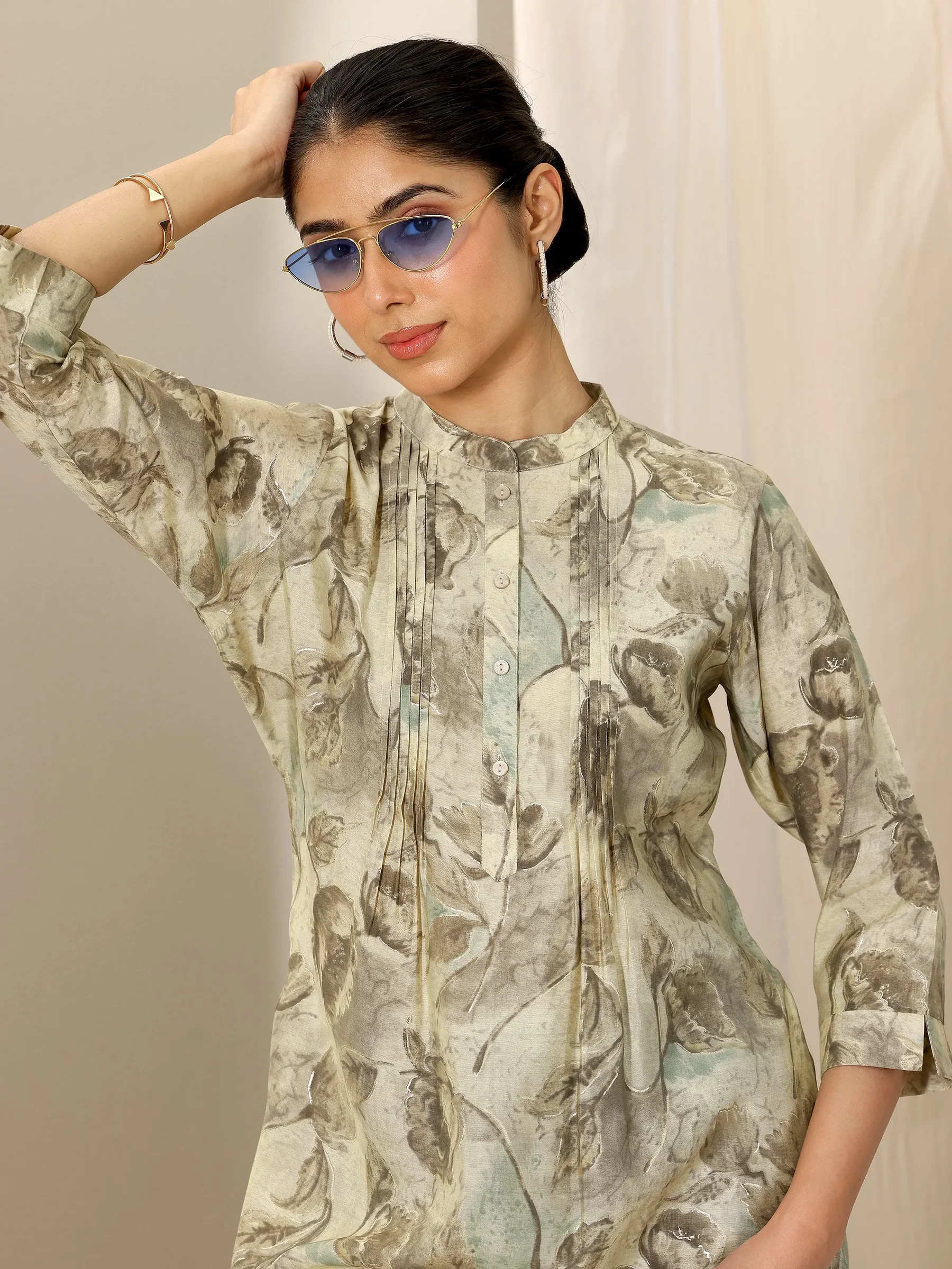 98164_5Main_a26083f2-9ca6-4c45-9679-b82e8b673f13.webp Beige Printed Silk Blend Straight Short Kurti - Image 1